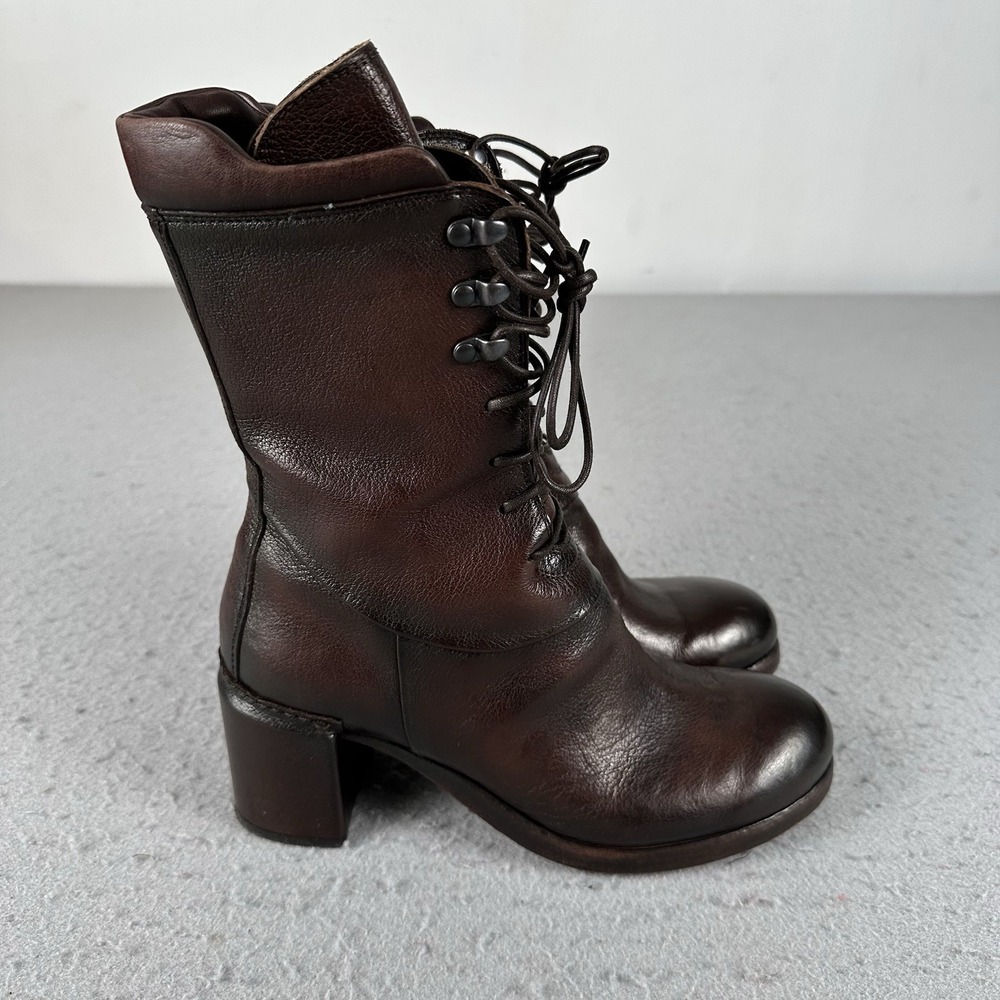 Untamed Street Madison Commando Boots Italy 38 Lace Up Brown Leather Heeled
